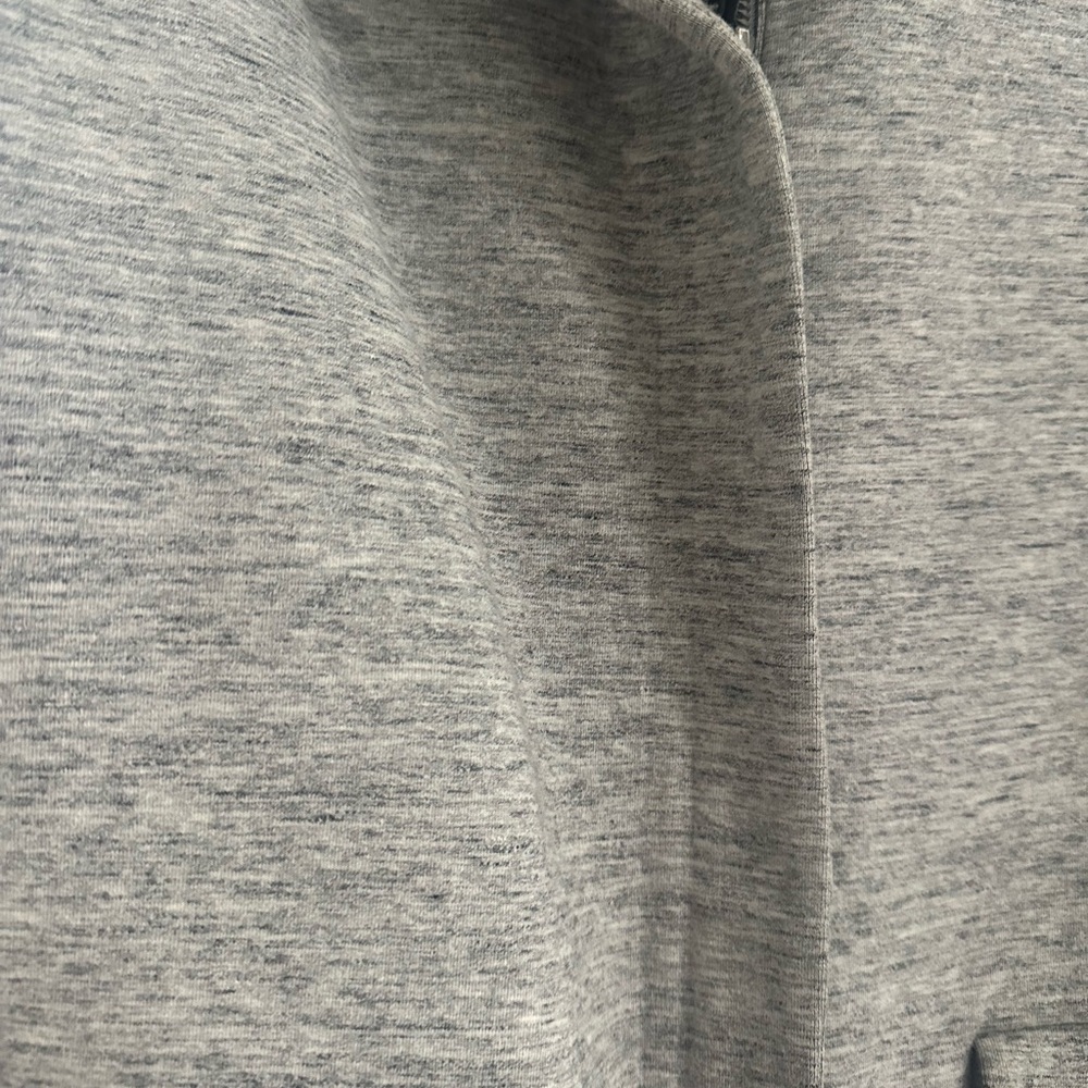 Lululemon Jacket - Picture 2 of 4